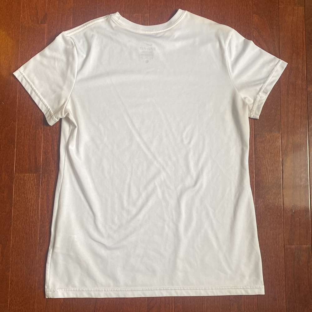 Nike Dri-Fit LIVESTRONG Short Sleeve Athletic T-Shirt - Picture 10 of 11